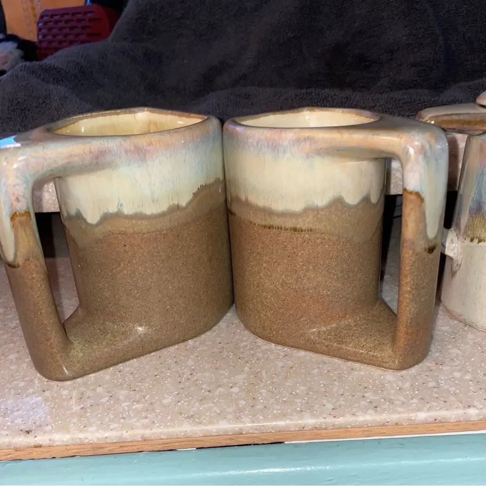 VINTAGE PADILLA coffee mugs